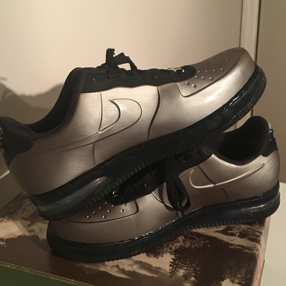 ❌SOLD❌ Air Force 1 Foamposite Low - Picture 4 of 6